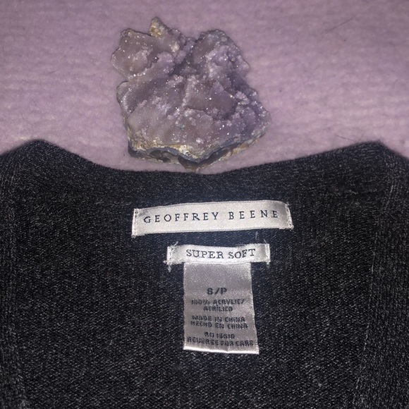 Geoffrey Beene •Super Soft Button-Up Vest - Picture 7 of 11